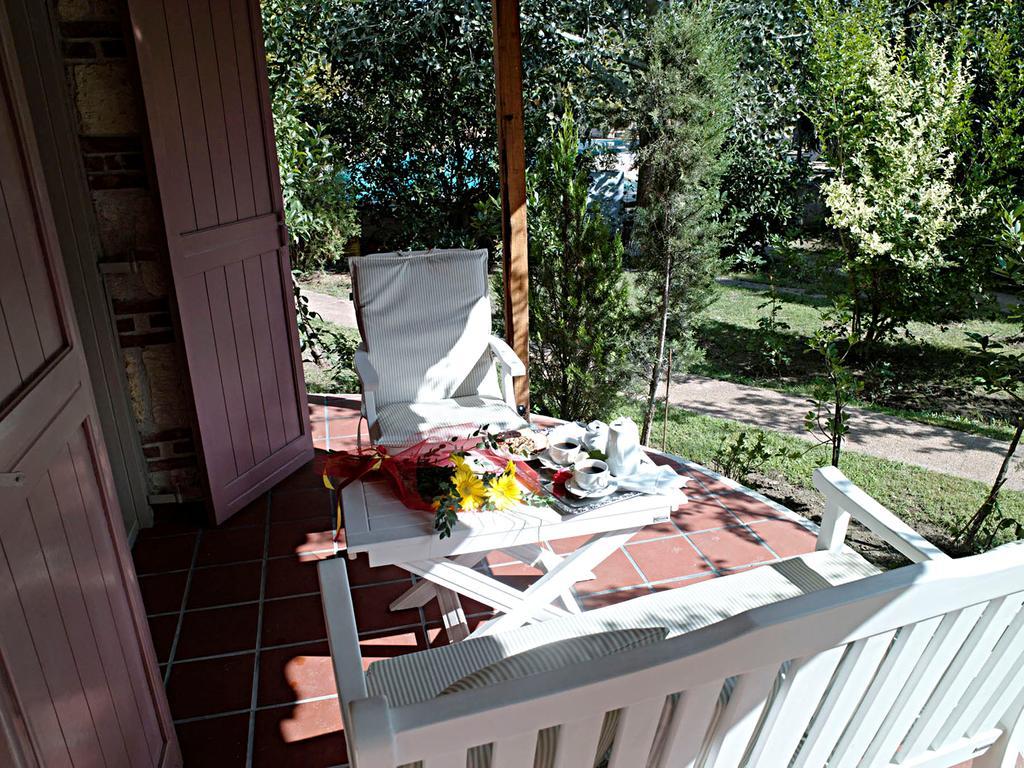 Petrino Eco Village Afytos Exteriér fotografie